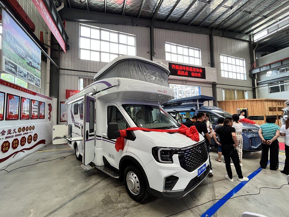 齐星最新房车,家的温馨,旅途的欢笑