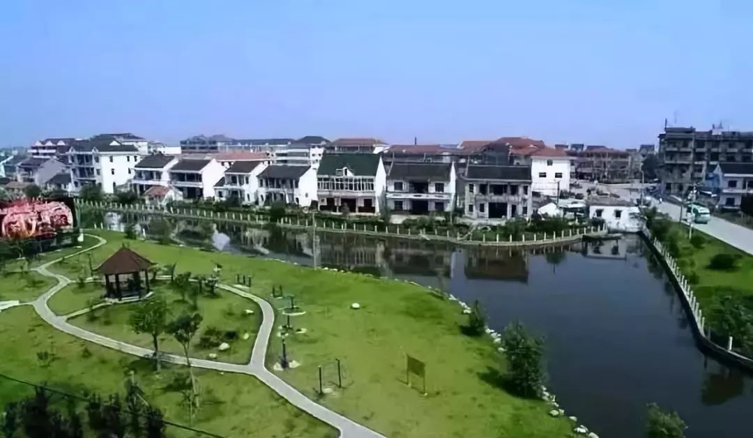 桓台最新人事调整,小镇的温馨人事变迁