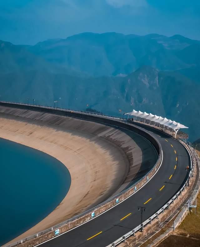 重庆江南机场最新动态,探索自然美景之旅,寻找内心的平和之地