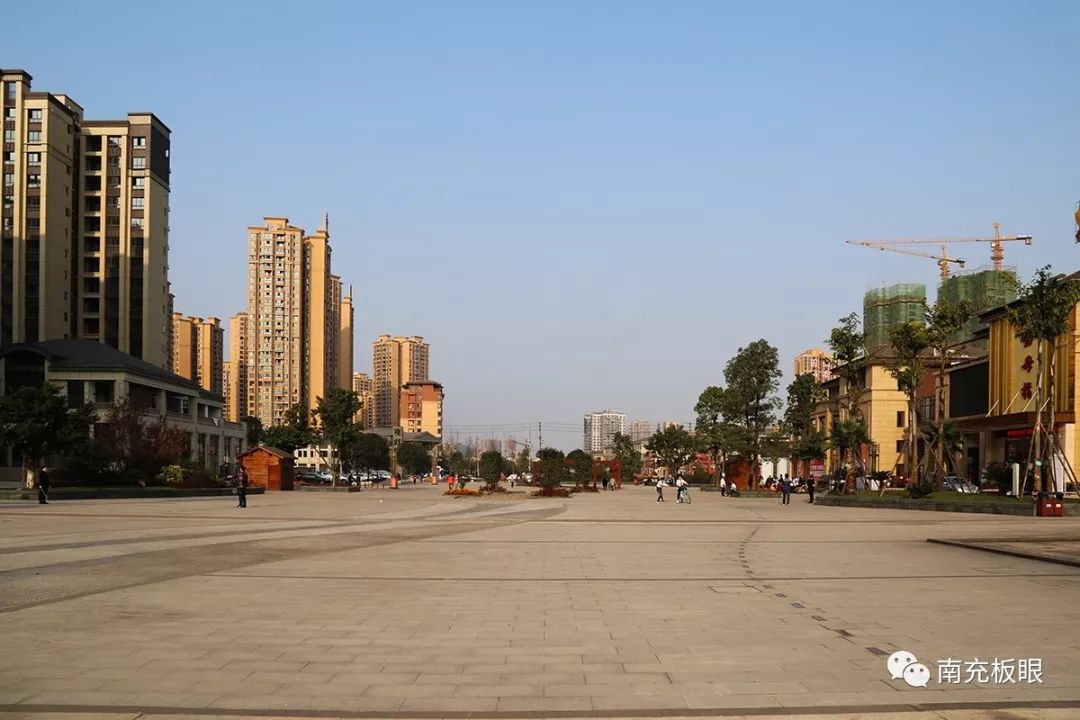 南充金色广场最新动态