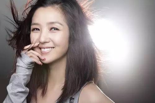 何洁图片最新大全图片——科技前沿的璀璨明珠,重塑生活之美