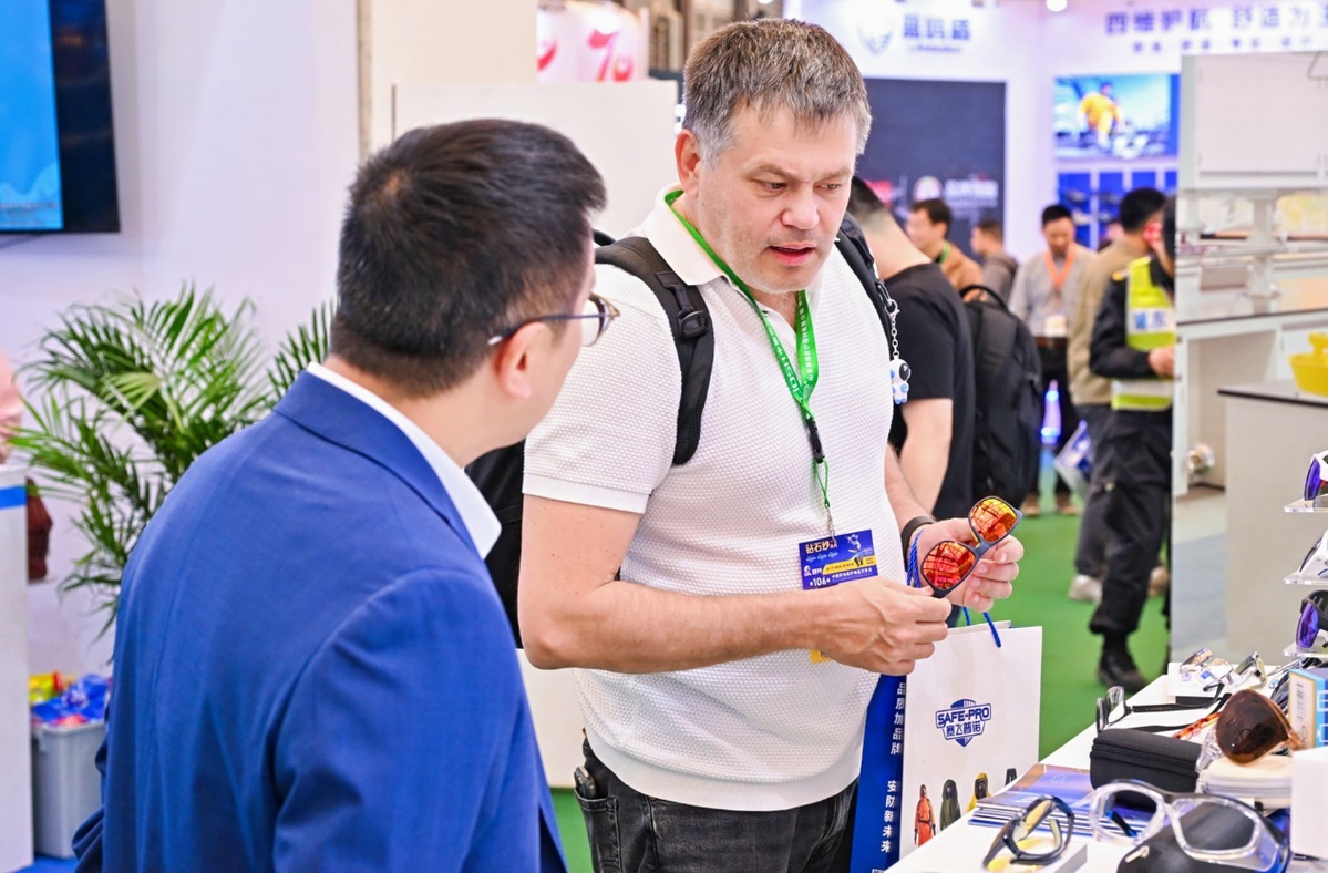 高雅光学最新新闻重磅发布,引领视界新潮流!