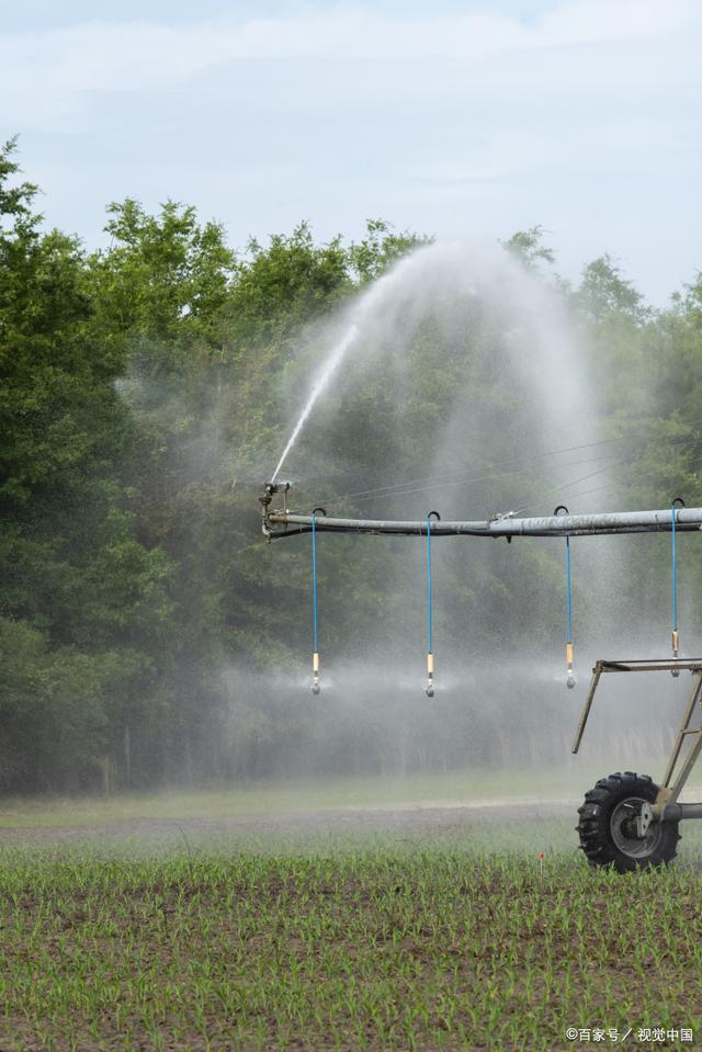 最新农田灌溉设备,引领农业走向智能化时代