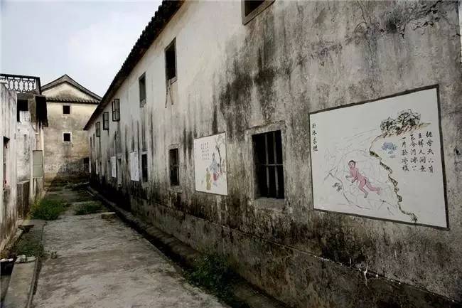 最新深圳坠楼身亡事件背后的故事,小巷深处的独特小店