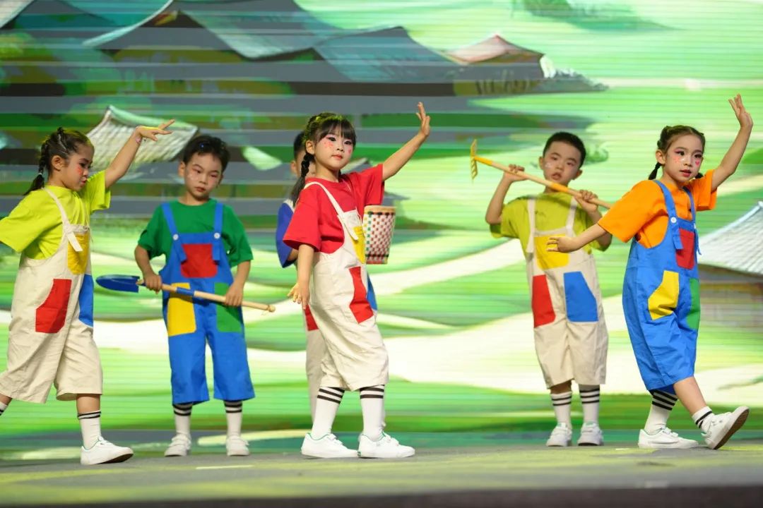 2024幼儿最新歌曲,成长的力量与自信的光芒