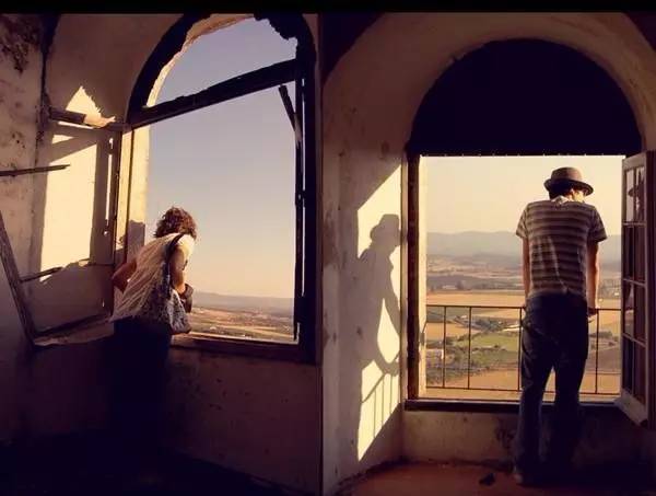 自由行走最新小说出轨,小巷深处的神秘小店