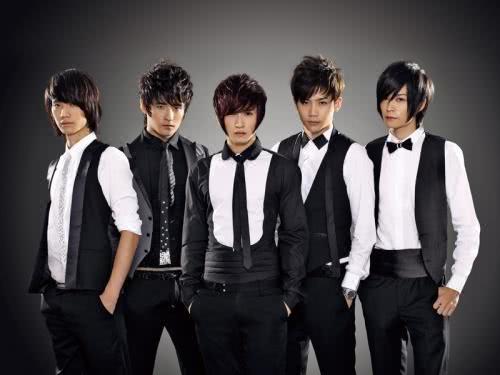 快男最新一期谁淘汰了,音乐梦想的舞台与现实的碰撞