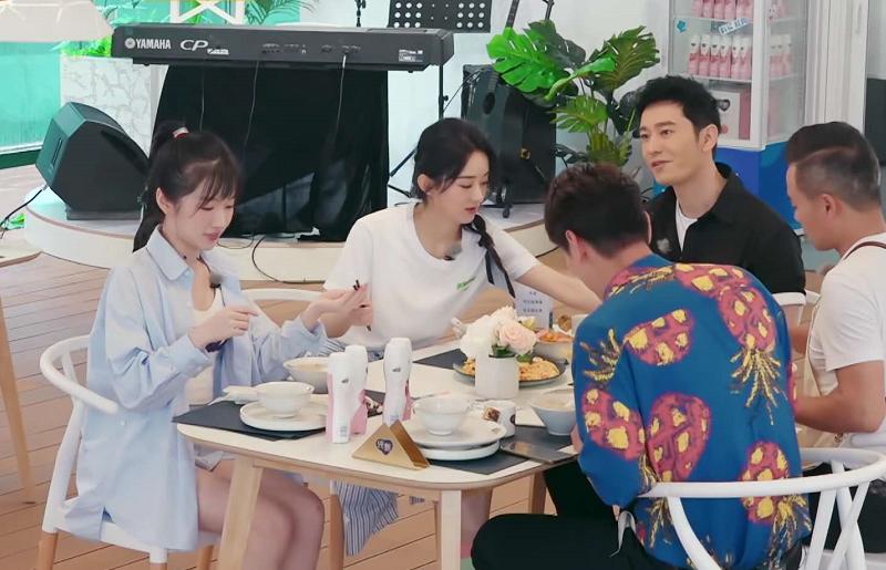 🎵 中餐厅最新一期的歌曲,带你领略音乐与美食的双重魅力!🎶