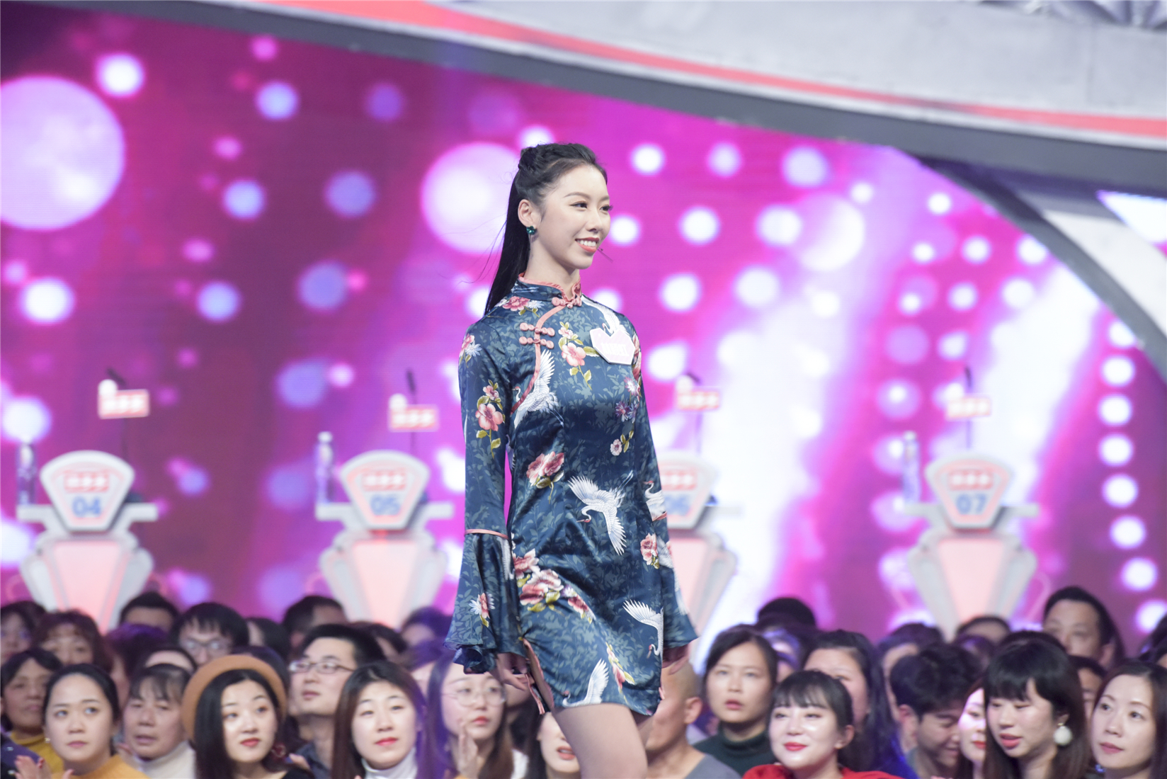 非诚勿扰最新一期李菁,闪耀舞台的新星之光