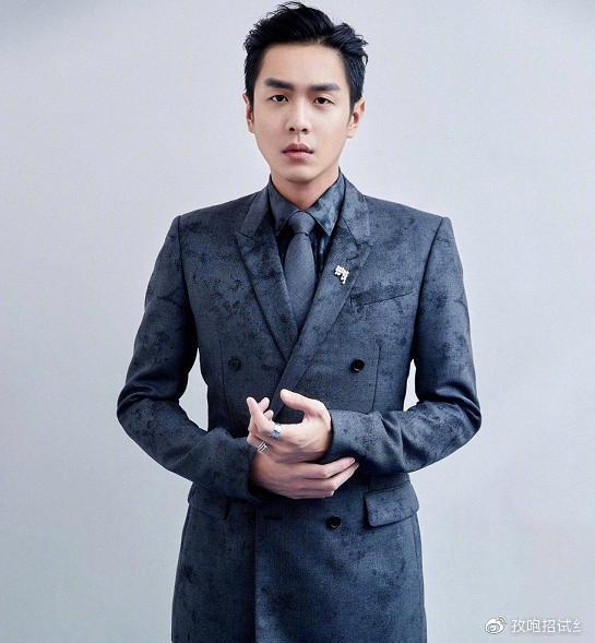 知名男星张若昀紧急道歉,专业数据解释设想_实验版62.376