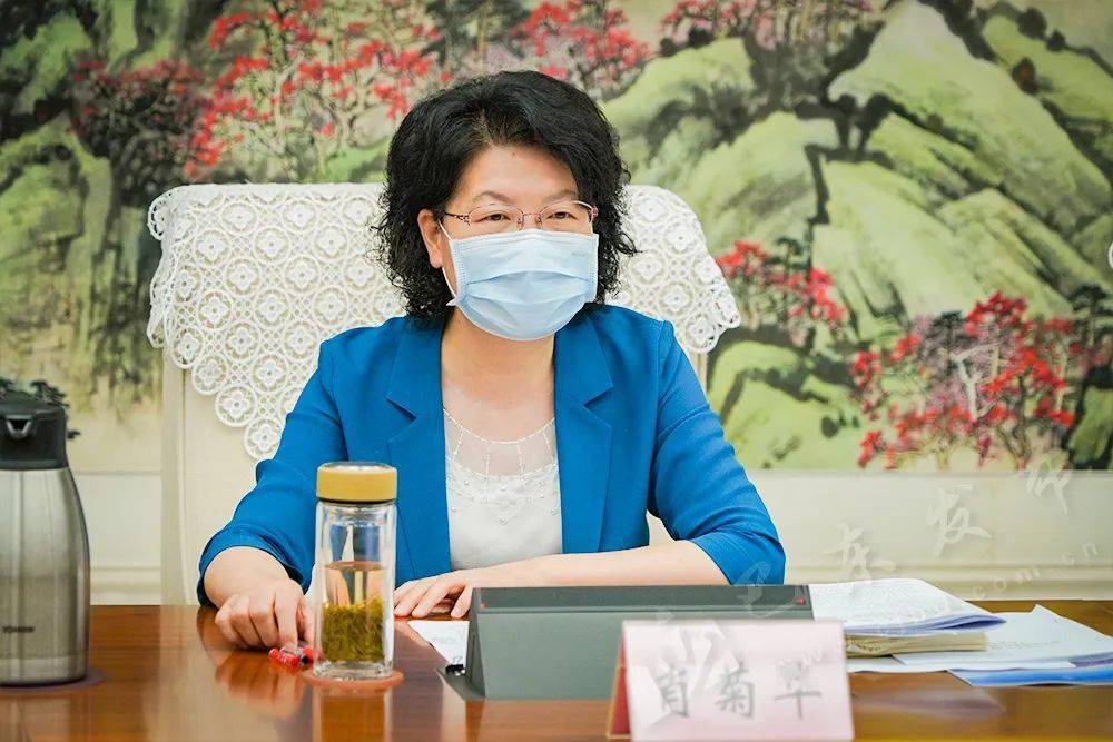 肖菊华调到甘肃原因分析,即时解答解析分析_目击版27.960