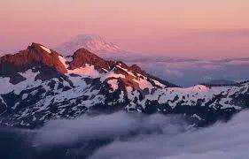 忠烈杨家将最新票房大热,自然美景之旅呼唤内心平静