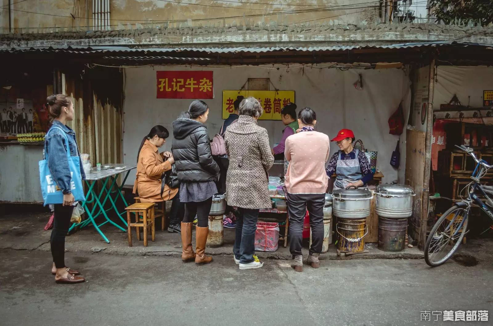 最新6号疫情下的隐秘小巷奇遇,一家特色小店的独特魅力