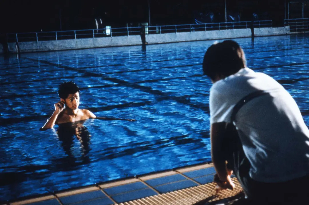 泳池电影,水边的光影魅力