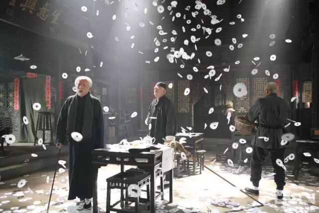 话剧茶馆演员的高科技革命——体验未来舞台的无限魅力