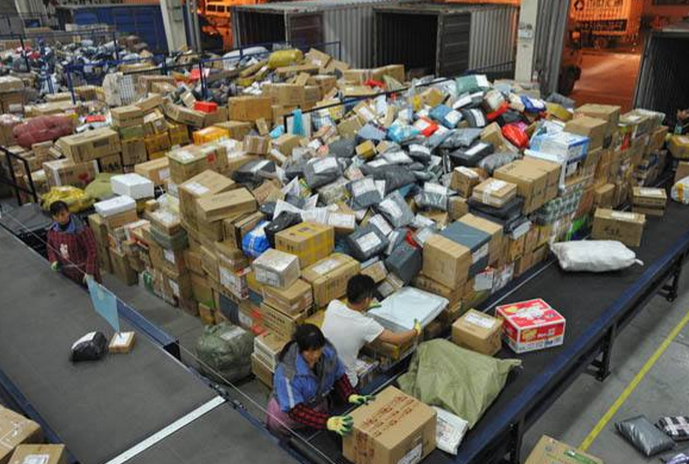 安庆快递公司招聘信息——小巷中的秘密速递宝藏