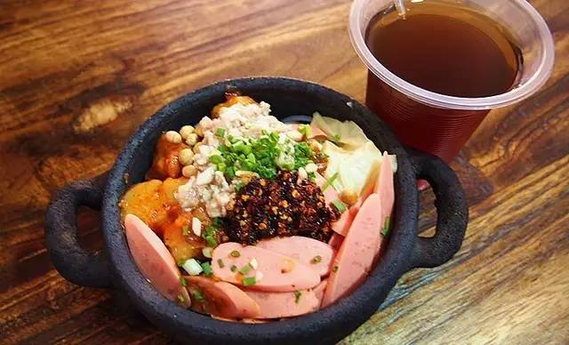 湘潭县二中校长最新消息揭秘,小巷中的教育星光与隐藏的美食瑰宝