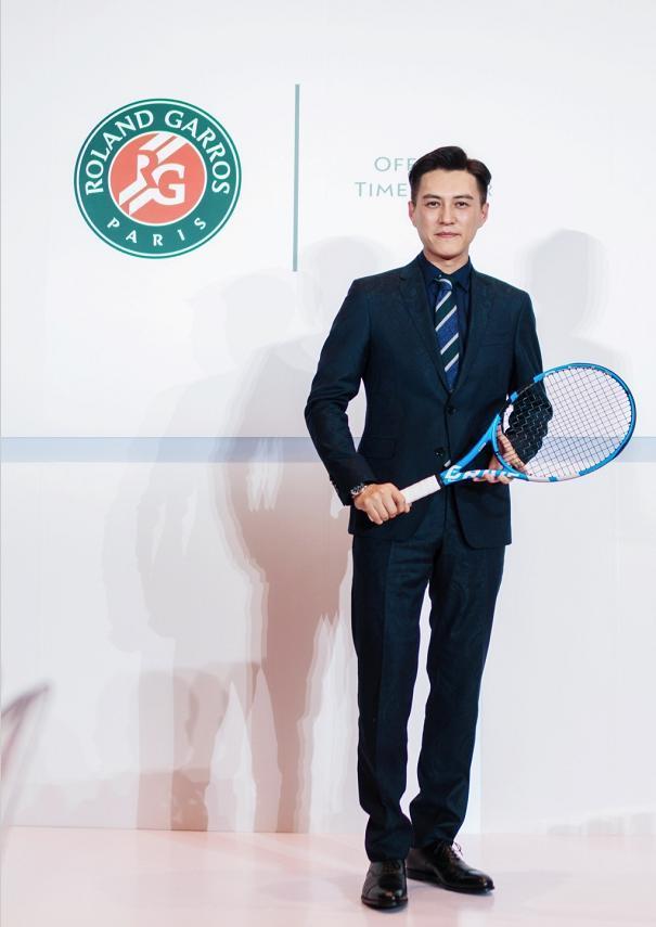 靳东主演最新电视剧揭晓,科技巨献,引领未来生活新风尚