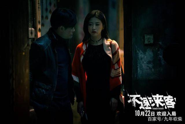 两个人看的电影,小巷深处的隐秘影院