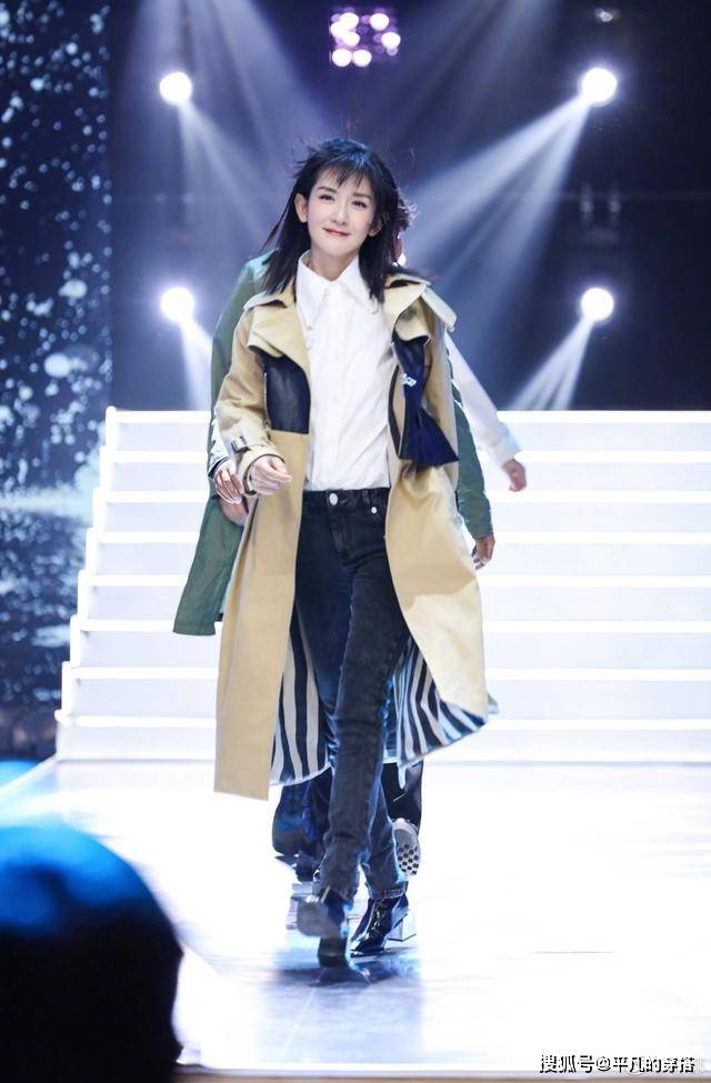 谢娜最新照片,时尚潮流与个人魅力的展现