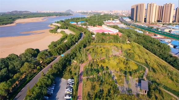 济南站北广场最新动态,变化中的活力源泉与自信成就之路