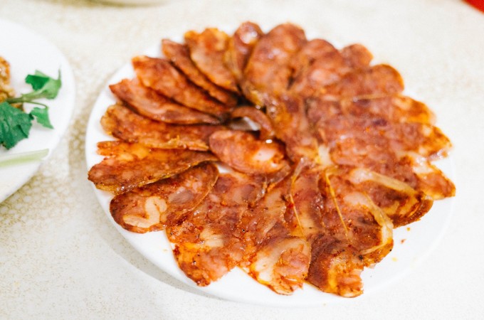 露娜最新动态,小巷中的隐藏美食天堂