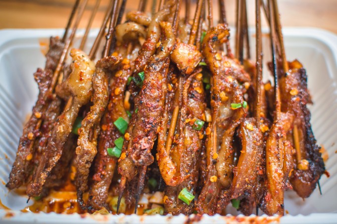 露娜最新动态,小巷中的隐藏美食天堂