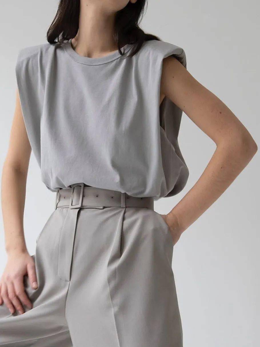 最新时尚背心款式,时尚潮流与个人立场的探讨