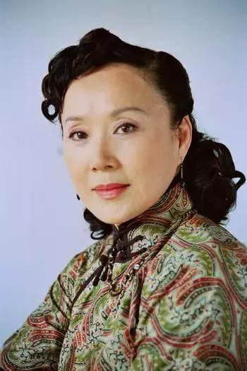 演员吴竟的彩色日常,爱与陪伴的力量