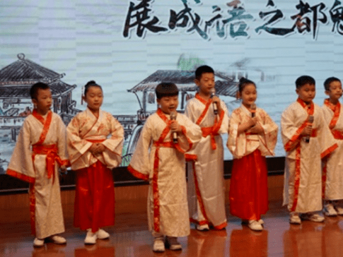 演员六一,从舞台到人生,变化中的自信与成就感