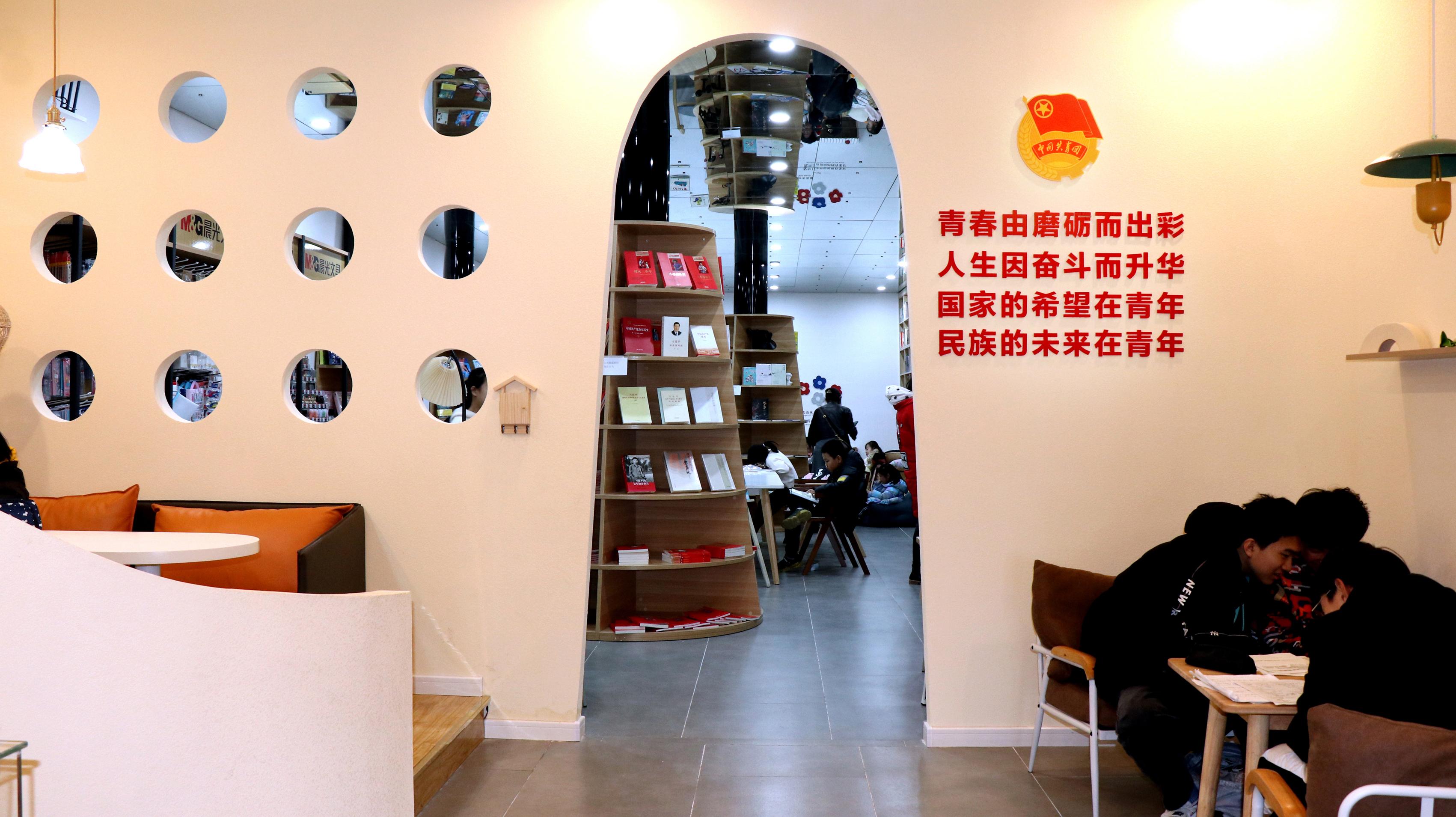 上市公司晚间公告速递——科技引领生活,信息触手可及