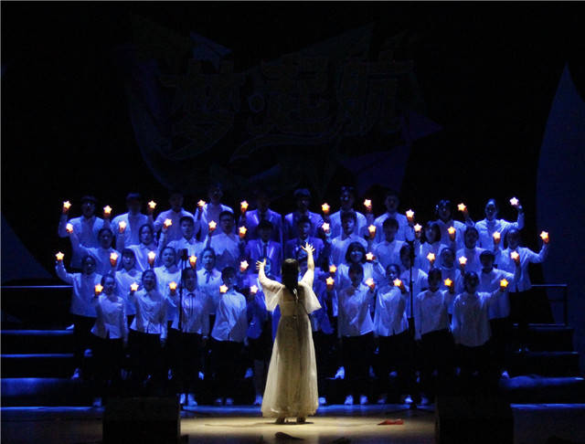 幼儿园唱歌比赛,小巷深处的音符盛宴