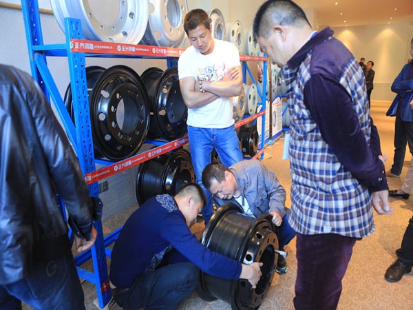 兴民钢圈最新动态,创新之路的坎坷与希望