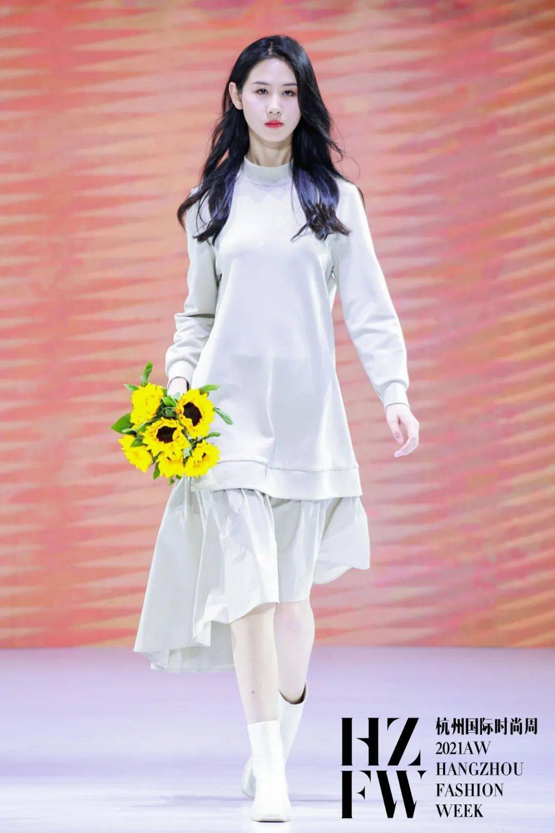 股票行情买卖,小巷中的隐秘宝藏