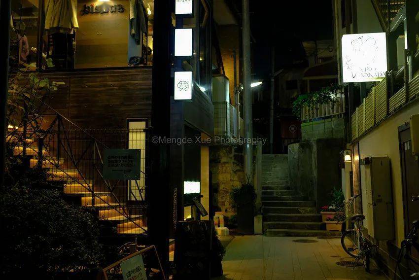 探索小巷深处的宝藏,揭秘企业走向国外上市的独特魅力