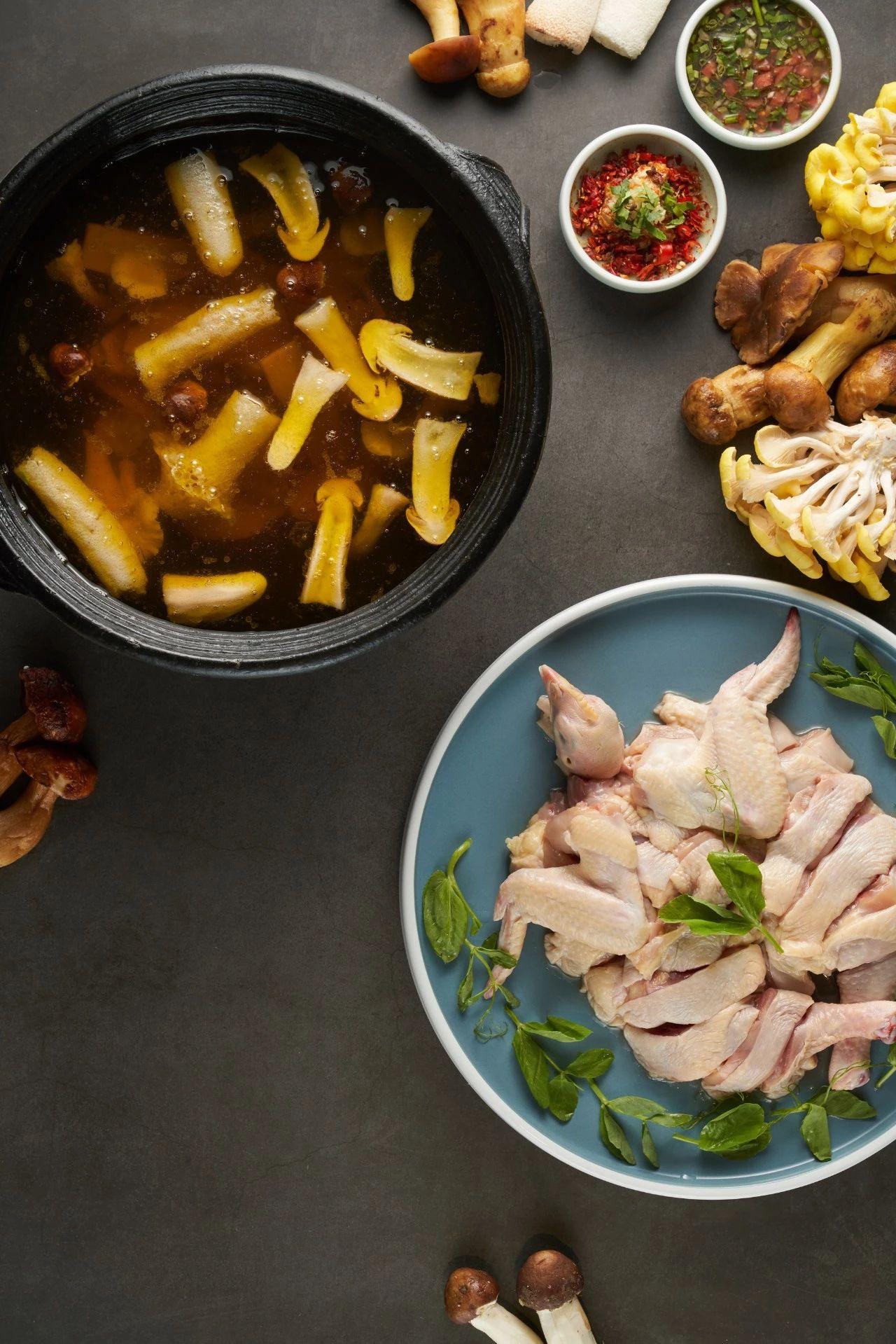 松茸几月份上市?当季节的旋律与科技的步伐交织,一场关于新鲜松茸与高科技产品的盛宴正悄然开启。今天,让我们一同走进这场科技与自然的融合之旅,感受科技如何重塑我们对松茸的认知与体验。