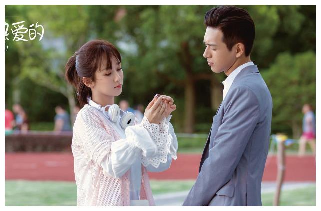 凤的温馨日常,电视剧中的情感纽带与欢乐时光