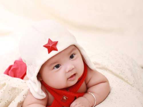 明星宝宝小名,起名的步骤指南