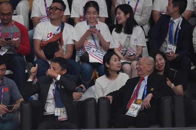 女排泰国赛况更新,赛场上的热血与友情的故事