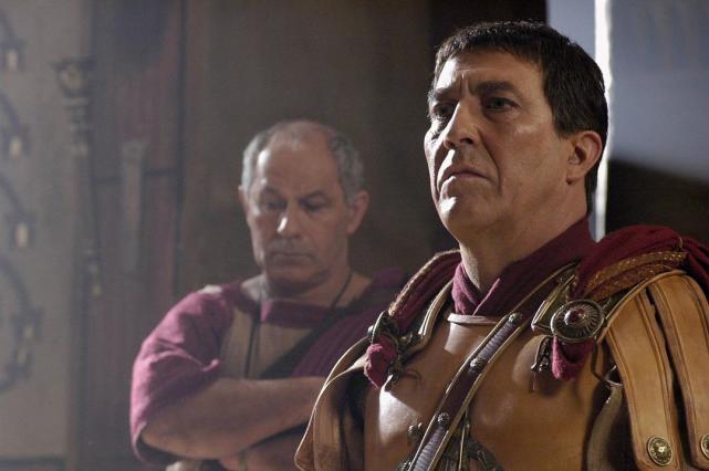 斯巴达克斯演员的离世,巷弄深处的特色小店与探索之旅