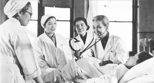 泌尿科女医生电影,时代之光下的医学传奇