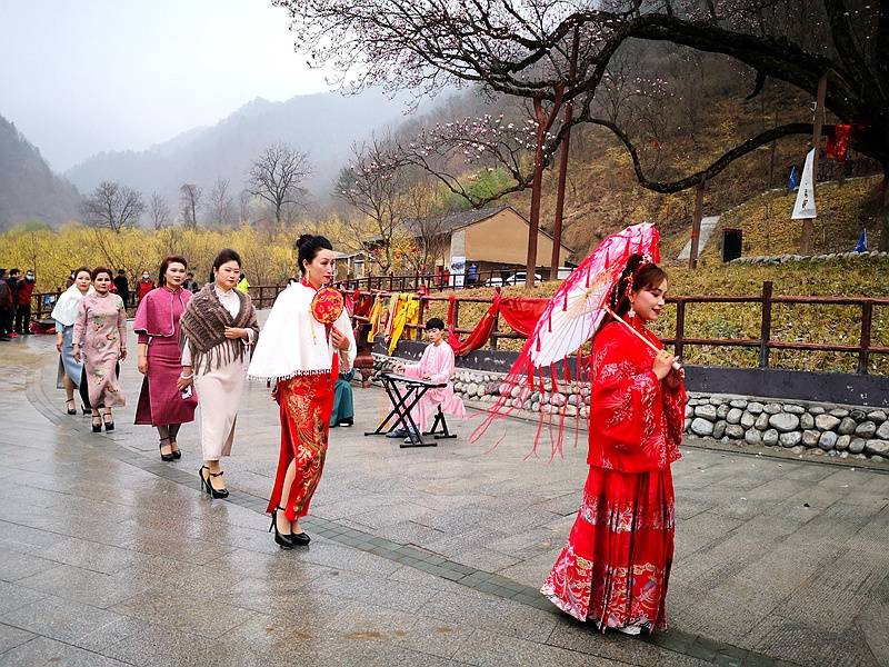 西安楼市最新动态,一场与自然美景的旅行对话