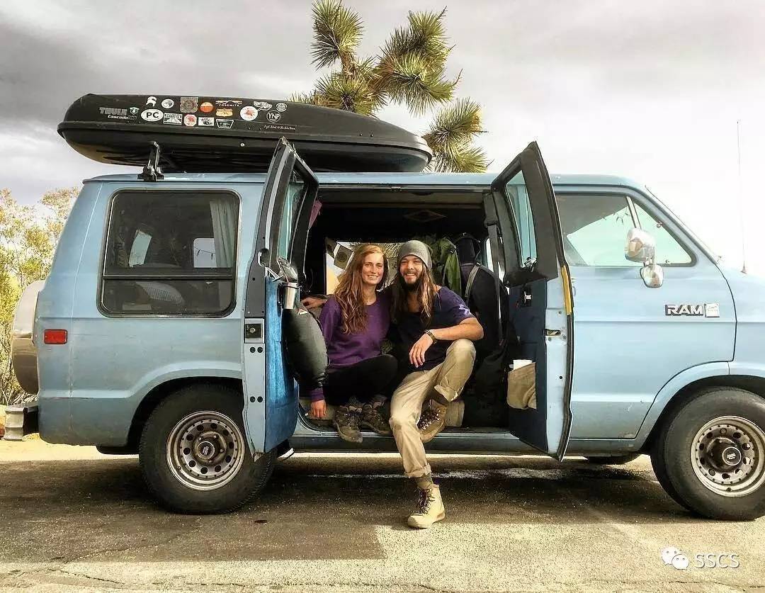 最新面包车图片及报价,小巷深处的隐藏宝藏,探索未知的魅力小店!