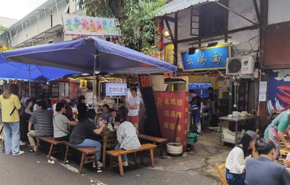 最新陈扬带你探索小巷中的神秘宝藏——一家隐藏的特色小店