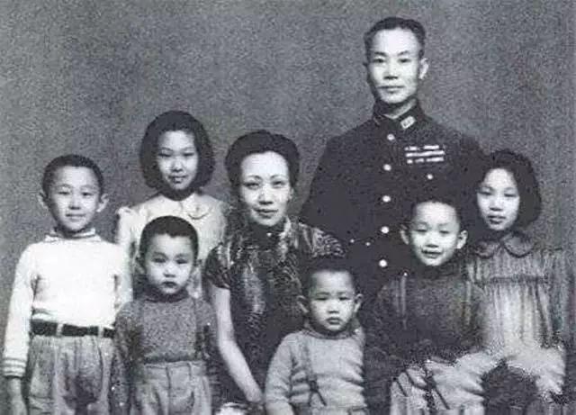 绝色风华最新,小巷中的隐秘瑰宝