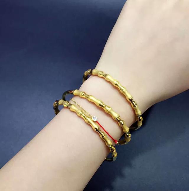 2017年最新款黄金手镯及其图片展示