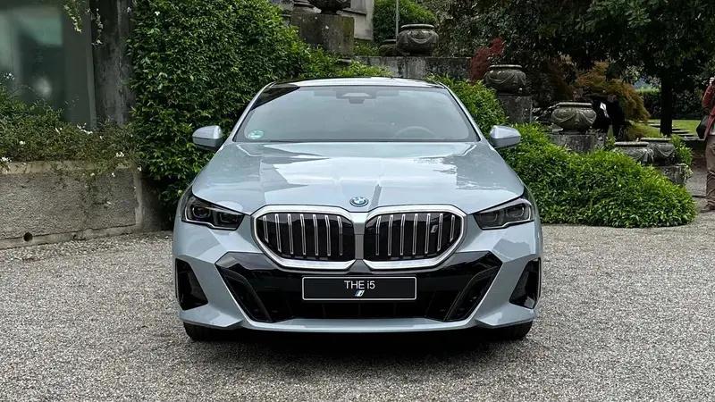 鹿死谁手 第8页