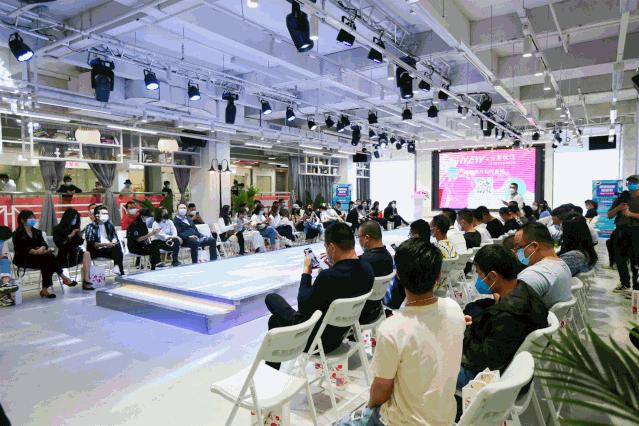 我会直播了，直播时代的参与与个人观点的阐述