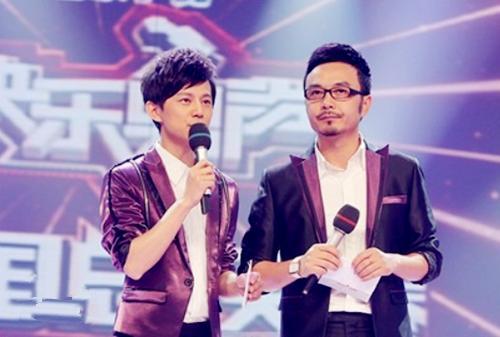 何炅图片最新图片,自信与成就感的源泉,正能量与幽默的力量