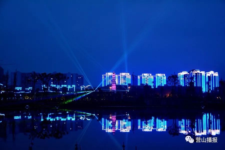 今日营山最新新闻重磅发布,科技新品震撼登场,智能生活触手可及!